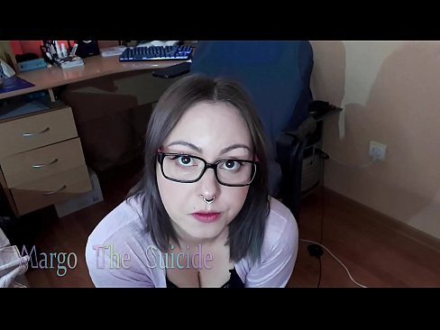 ❤️ Moza sexy con lentes chupa un consolador profundamente ante a cámara Follar a nós gl.amzhoka.top ❌❤